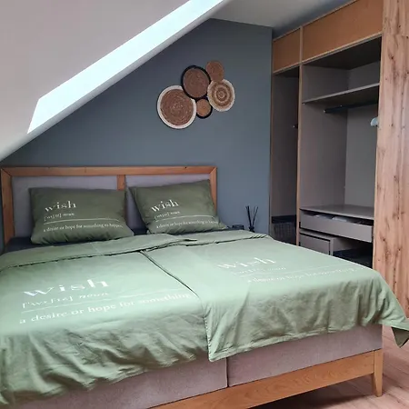 Studiowohnung Fuer 2 Dg *